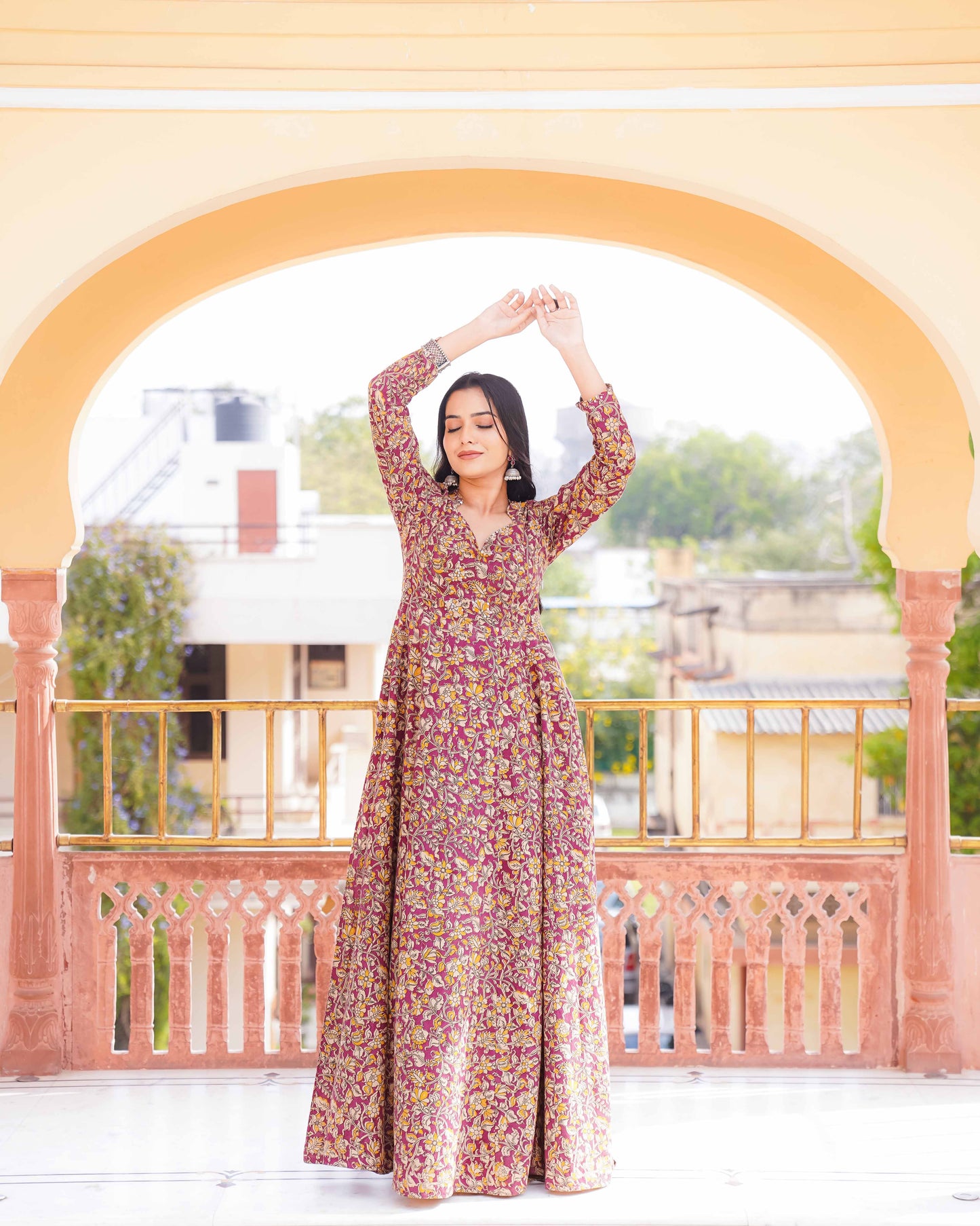 Chaandani Anarkali
