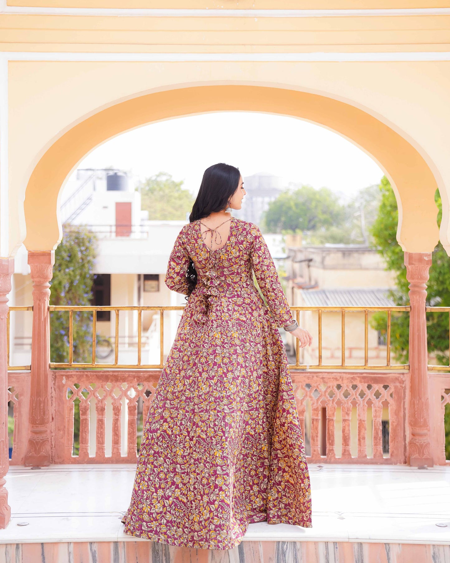 Chaandani Anarkali