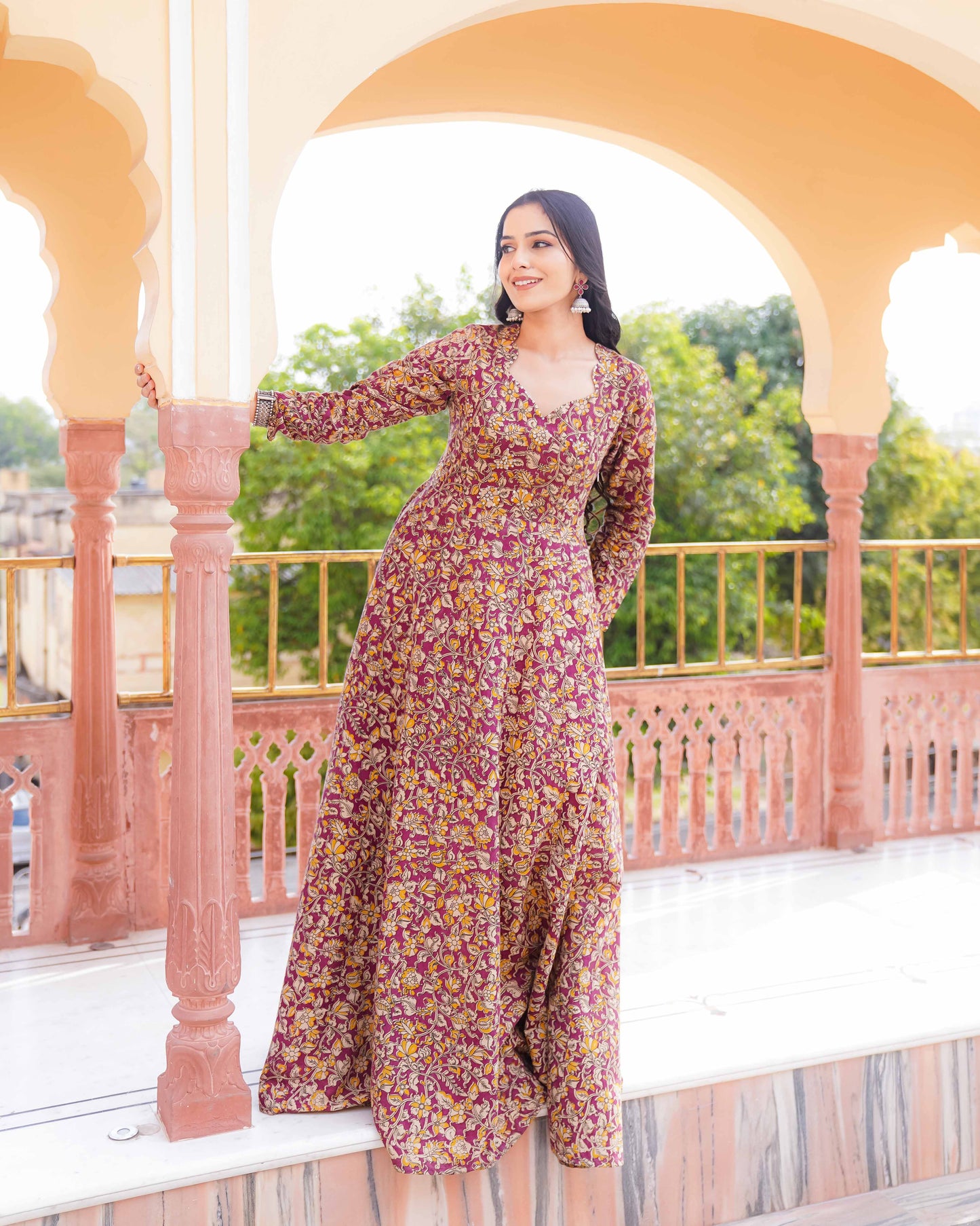 Chaandani Anarkali